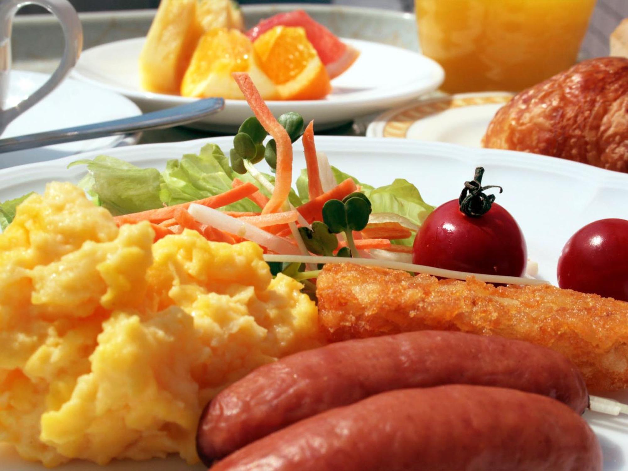 크라운 팔레스 치류 호텔 외부 사진